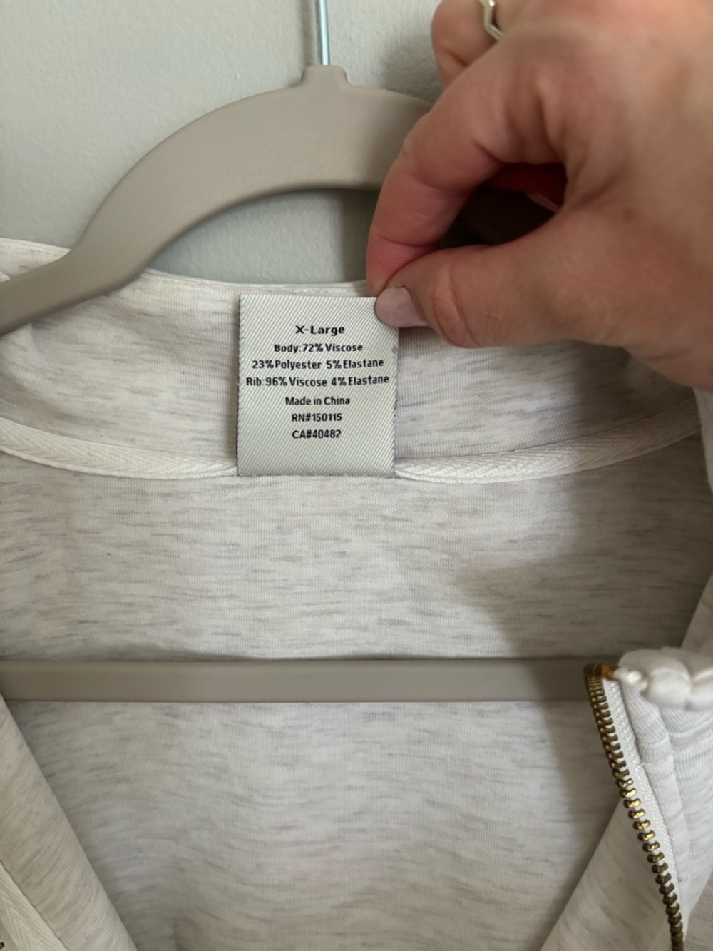 Varley Light Heather Gray Half-Zip Sweatshirt & Matching Shorts Set - Picture 3 of 6